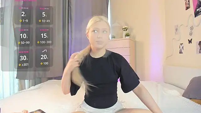 Snapshot of MidnightPoise chatting on 2, 7, 2026 MidnightPoise online show from 2, 7, 2026