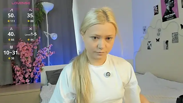 Snapshot of MidnightPoise chatting on 13, 7, 2026 MidnightPoise online show from 13, 7, 2026