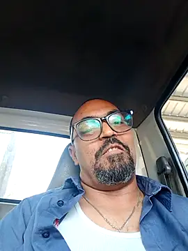 hitachixxx online show from 4, 6, 2026