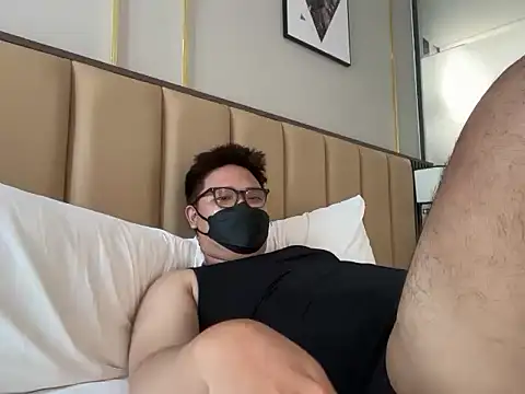 Andy240426 online show from 13, 7, 2026