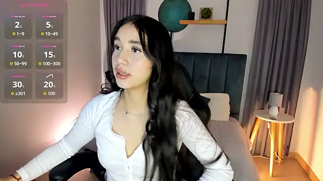 Snapshot of megann_blaze chatting on 9, 6, 2026 megann blaze online show from 9, 6, 2026