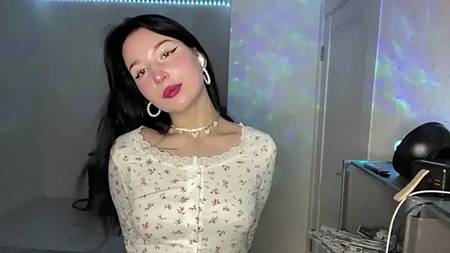 Snapshot of Necusharon chatting on 7, 5, 2026 Necusharon online show from 7, 5, 2026