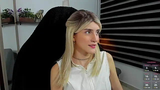 Snapshot of Jessica_lisbon chatting on 15, 5, 2026 Jessica lisbon online show from 15, 5, 2026