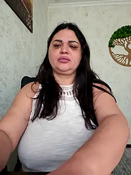 -CUTE-EVVIL- online show from 8, 5, 2026