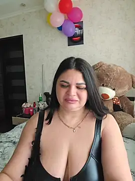 -CUTE-EVVIL- online show from 26, 4, 2026