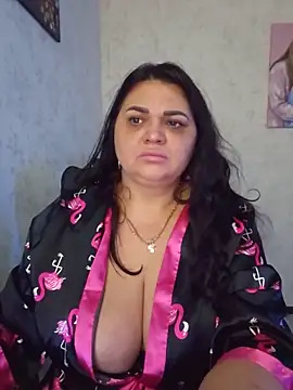 -CUTE-EVVIL- online show from 1, 6, 2026