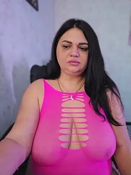 -CUTE-EVVIL- online show from 18, 5, 2026