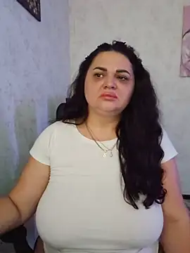 -CUTE-EVVIL- online show from 28, 6, 2026