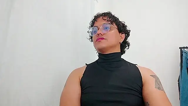 Diane exotic online show from 28, 4, 2026