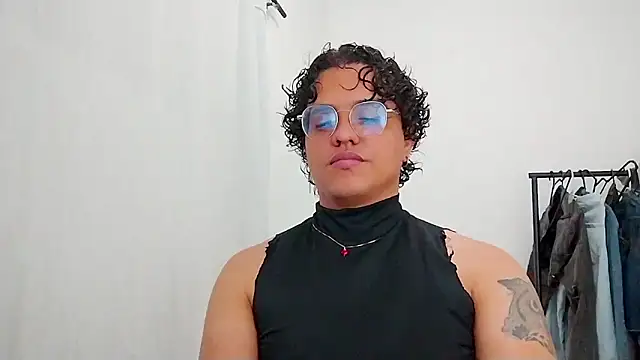 Diane exotic online show from 5, 5, 2026