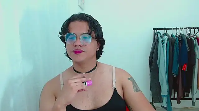Diane exotic online show from 27, 5, 2026