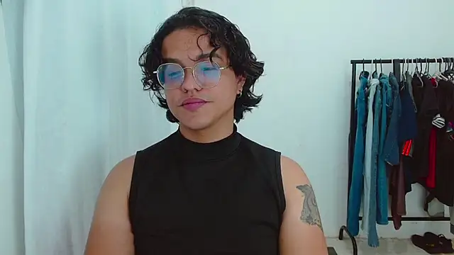 Diane exotic online show from 11, 6, 2026