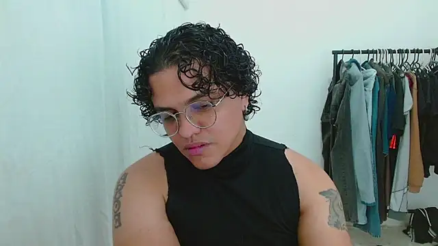 Diane exotic online show from 14, 5, 2026