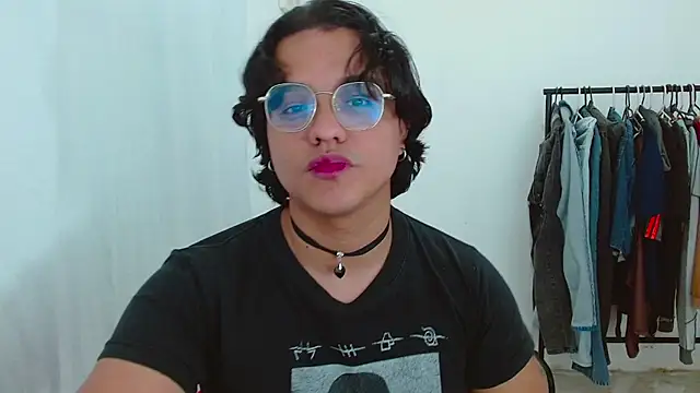 Diane exotic online show from 27, 5, 2026