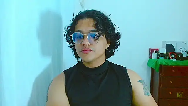 Diane exotic online show from 10, 7, 2026