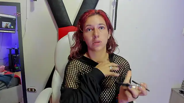 Escarleth 69 online show from 5, 5, 2026