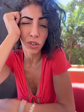 Yasmiinee online show from 19, 6, 2026