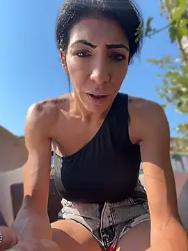 Yasmiinee online show from 11, 7, 2026