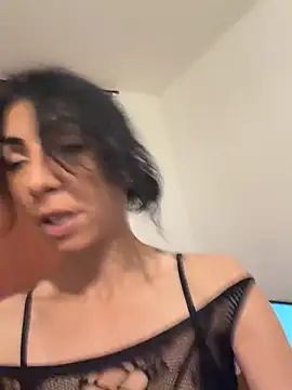 Snapshot of Yasmiinee chatting on 26, 4, 2026 Yasmiinee online show from 26, 4, 2026