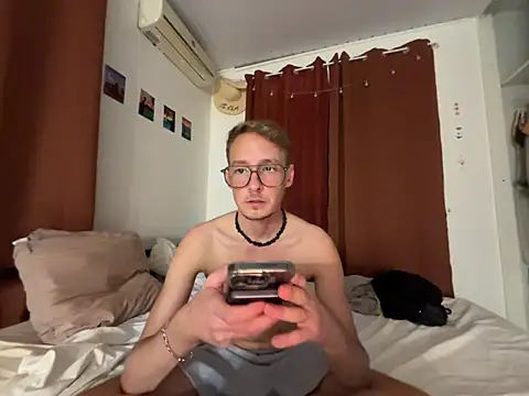 BlondieVelvet online show from 8, 8, 2026