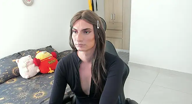  shantallskinny  online show from 18, 5, 2026