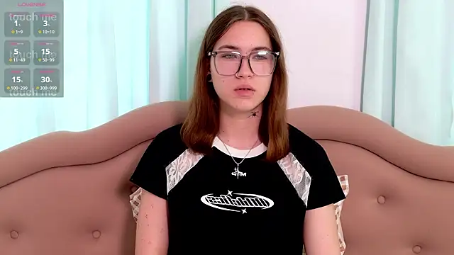 EvaAndLuna online show from 10, 7, 2026