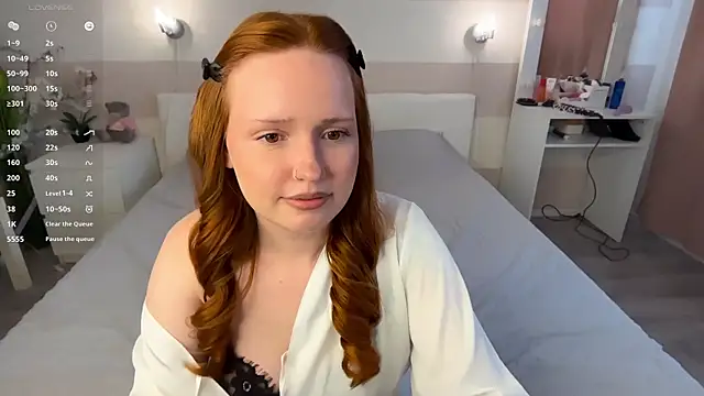 KikiBorn online show from 8, 5, 2026
