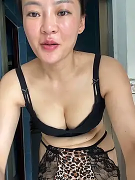 Snapshot of Meimei-bb chatting on 3, 6, 2026 Meimei-bb online show from 3, 6, 2026