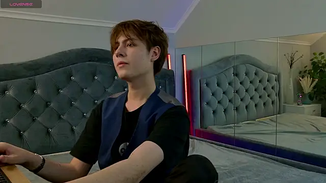 Mark Ian  online show from 29, 4, 2026