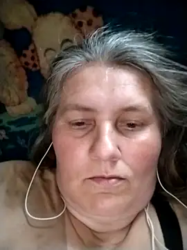 Snapshot of IrisMaris37 chatting on 11, 5, 2026 IrisMaris37 online show from 11, 5, 2026