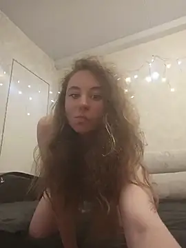 -NicoleSmith- online show from 5, 5, 2026