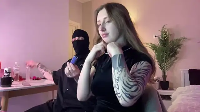 she tora69 online show from 25, 7, 2026