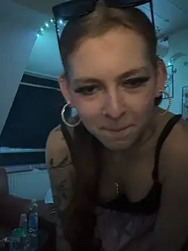 Snapshot of Lina-420 chatting on 1, 6, 2026 Lina-420 online show from 1, 6, 2026