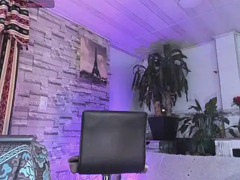 BeautyCatalella1 online show from 29, 4, 2026