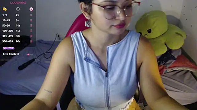Lily     online show from 17, 5, 2026