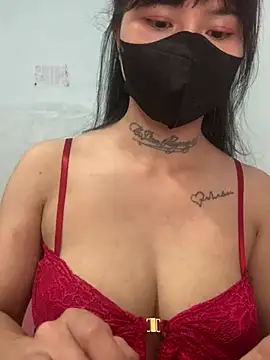 Lilyy18 online show from 7, 5, 2026