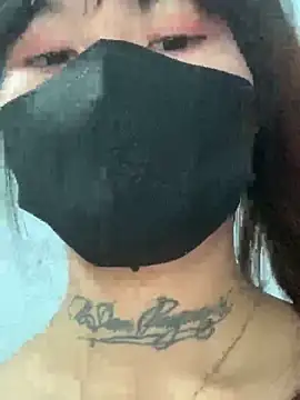 Lilyy18 online show from 5, 5, 2026