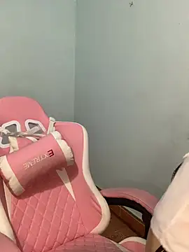Lilyy18 online show from 22, 5, 2026