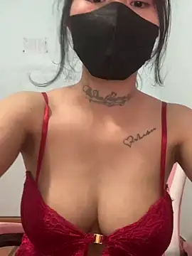 Lilyy18 online show from 11, 5, 2026