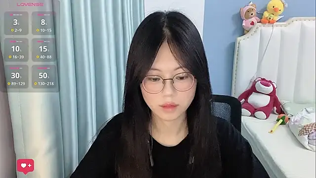 Snapshot of Luna-666 chatting on 25, 5, 2026 Luna-666 online show from 25, 5, 2026