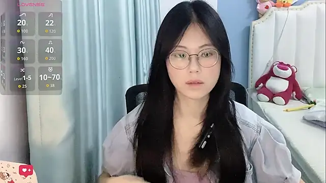 Snapshot of Luna-666 chatting on 21, 5, 2026 Luna-666 online show from 21, 5, 2026