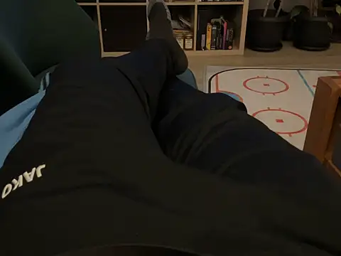 horny-bear89 online show from 27, 4, 2026