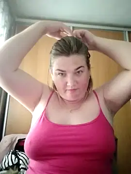 MiyaOlliver online show from 2, 5, 2026
