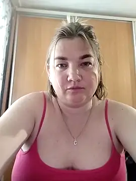 MiyaOlliver online show from 4, 5, 2026
