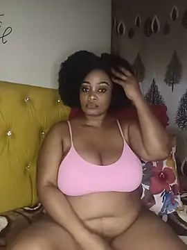 Snapshot of GlamGoddess91 chatting on 8, 7, 2026 GlamGoddess91 online show from 8, 7, 2026