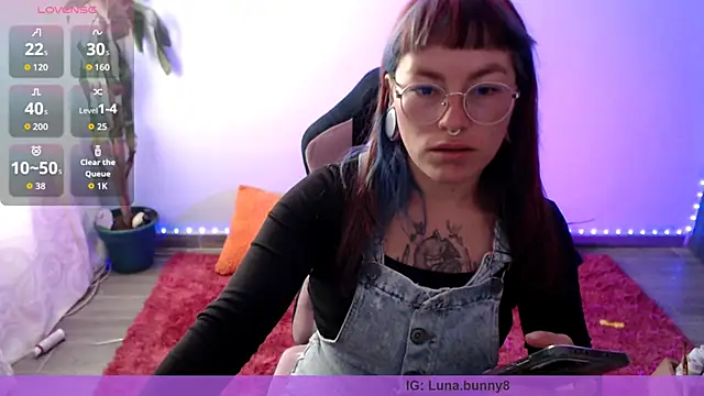 Snapshot of Nyxie8 chatting on 25, 5, 2026 Nyxie8 online show from 25, 5, 2026