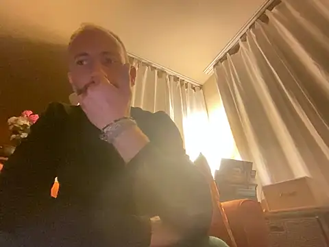 thefrenchi09 online show from 8, 8, 2026