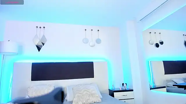 Sky Loren online show from 16, 7, 2026