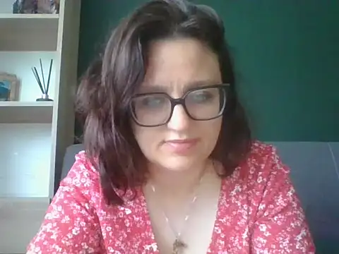 sensual paris online show from 25, 5, 2026