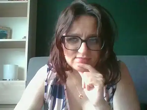 sensual paris online show from 1, 6, 2026